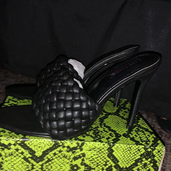 Cape Robbin Anson Sexy Woven High Heels - Picture 4 of 5